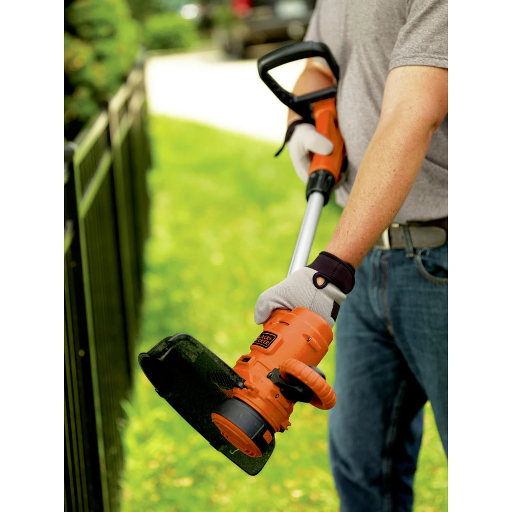 Black & Decker GH900 120V 6.5 Amp Brushed 14 In. Corded Trimmer/Edger 9 Black & Decker GH900 120V 6.5 Amp Brushed 14 In. Corded Trimmer/Edger - Image 7
