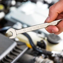 Craftsman CMMT12062L 12-Point Standard SAE Standard Combination Wrench Set (7-Piece) -DeWALT Sales Shop cftncmmt12062l g