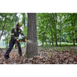 Dewalt DCCS677Y1 60V MAX Brushless Lithium-Ion 20 In. Cordless Chainsaw Kit (12 Ah) 20 Dewalt DCCS677Y1 60V MAX Brushless Lithium-Ion 20 In. Cordless Chainsaw Kit (12 Ah) -DeWALT Sales Shop dewndccs677y1 h