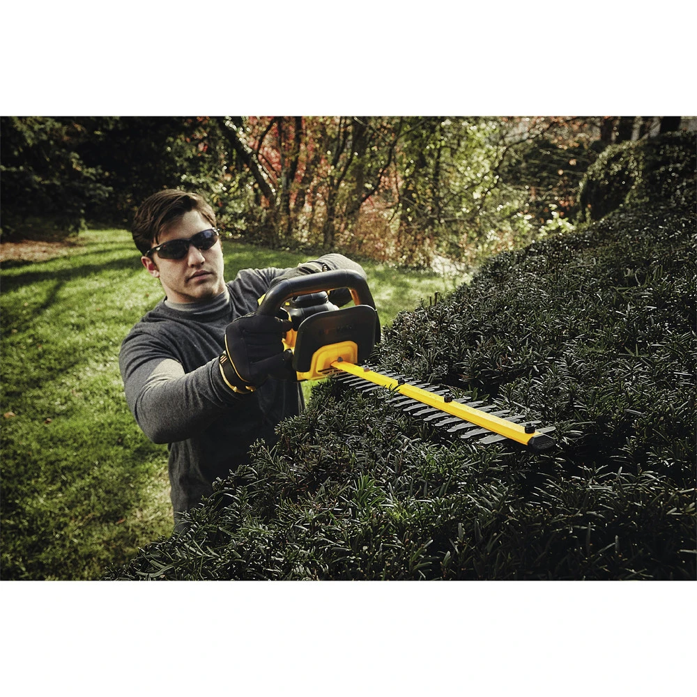 Dewalt DCHT820B 20V MAX Lithium-Ion 22 In. Hedge Trimmer (Tool Only) 12 Dewalt DCHT820B 20V MAX Lithium-Ion 22 In. Hedge Trimmer (Tool Only) - Image 10