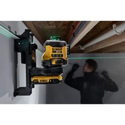 Dewalt DCLE34031D1 20V Lithium-Ion Cordless 3x360 Line Laser Kit (2 Ah) -DeWALT Sales Shop dewndcle34031d1 c