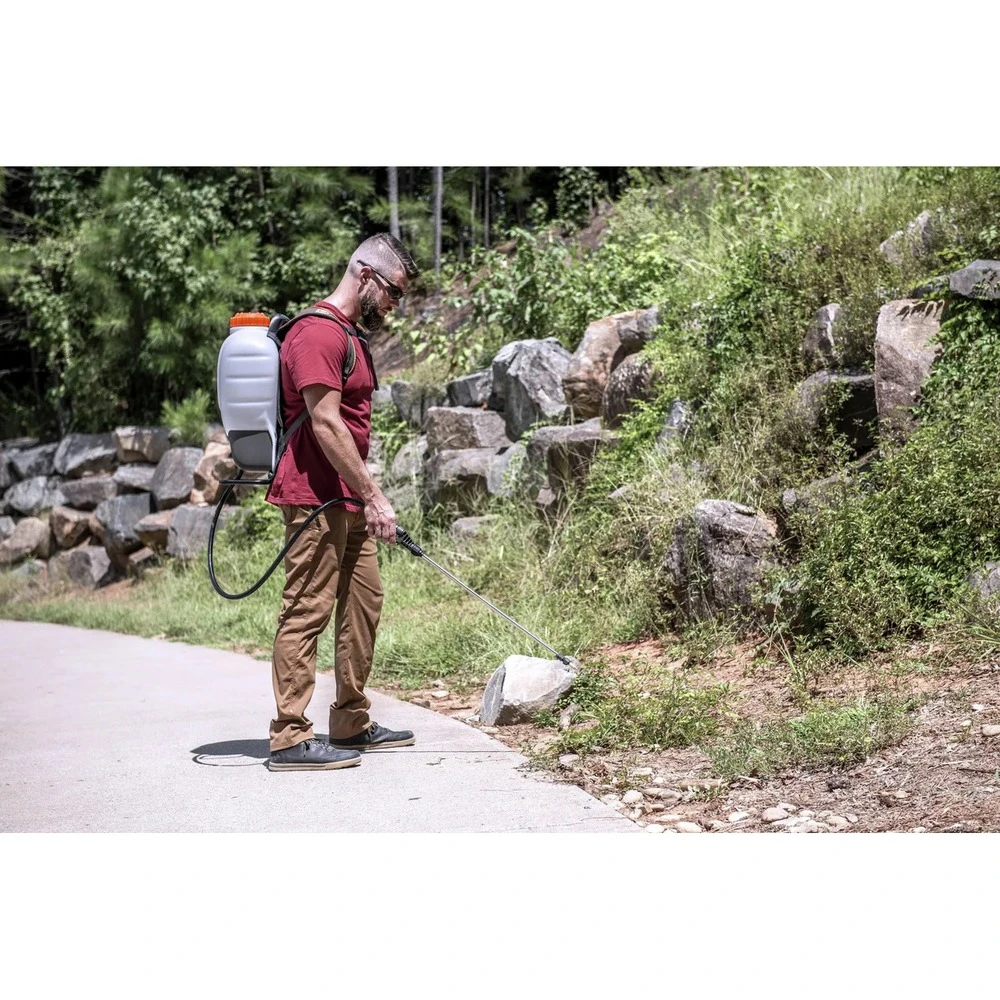 Husqvarna 598967501 18V Lithium-Ion 4 Gallon Cordless Battery Backpack Sprayer 5 Husqvarna 598967501 18V Lithium-Ion 4 Gallon Cordless Battery Backpack Sprayer - Image 3