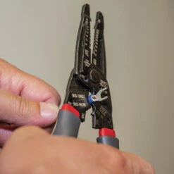 Klein Tools 1019 Klein-Kurve Wire Stripper / Crimper / Cutter Multi Tool 16 Klein Tools 1019 Klein-Kurve Wire Stripper / Crimper / Cutter Multi Tool -DeWALT Sales Shop klnn1019 d