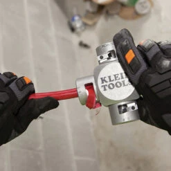 Klein Tools 21051 2/0 - 250 MCM Cable Stripper - Large 16 Klein Tools 21051 2/0 - 250 MCM Cable Stripper - Large -DeWALT Sales Shop klnn21051 f