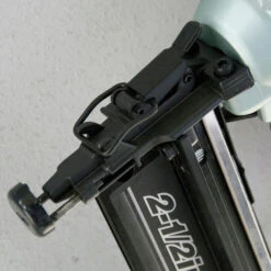 Metabo HPT NT65M2SM 16-Gauge 2-1/2 In. Oil-Free Straight Finish Nailer Kit -DeWALT Sales Shop mhpnnt65m2sm d