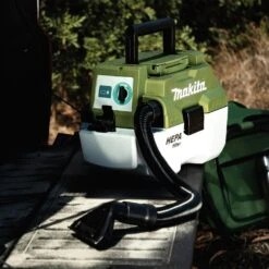 Makita ADCV11T Outdoor Adventure 18V LXT Brushless Lithium-Ion Cordless Wet/Dry Vacuum Kit With 2 Batteries (5 Ah) -DeWALT Sales Shop mktnadcv11t b