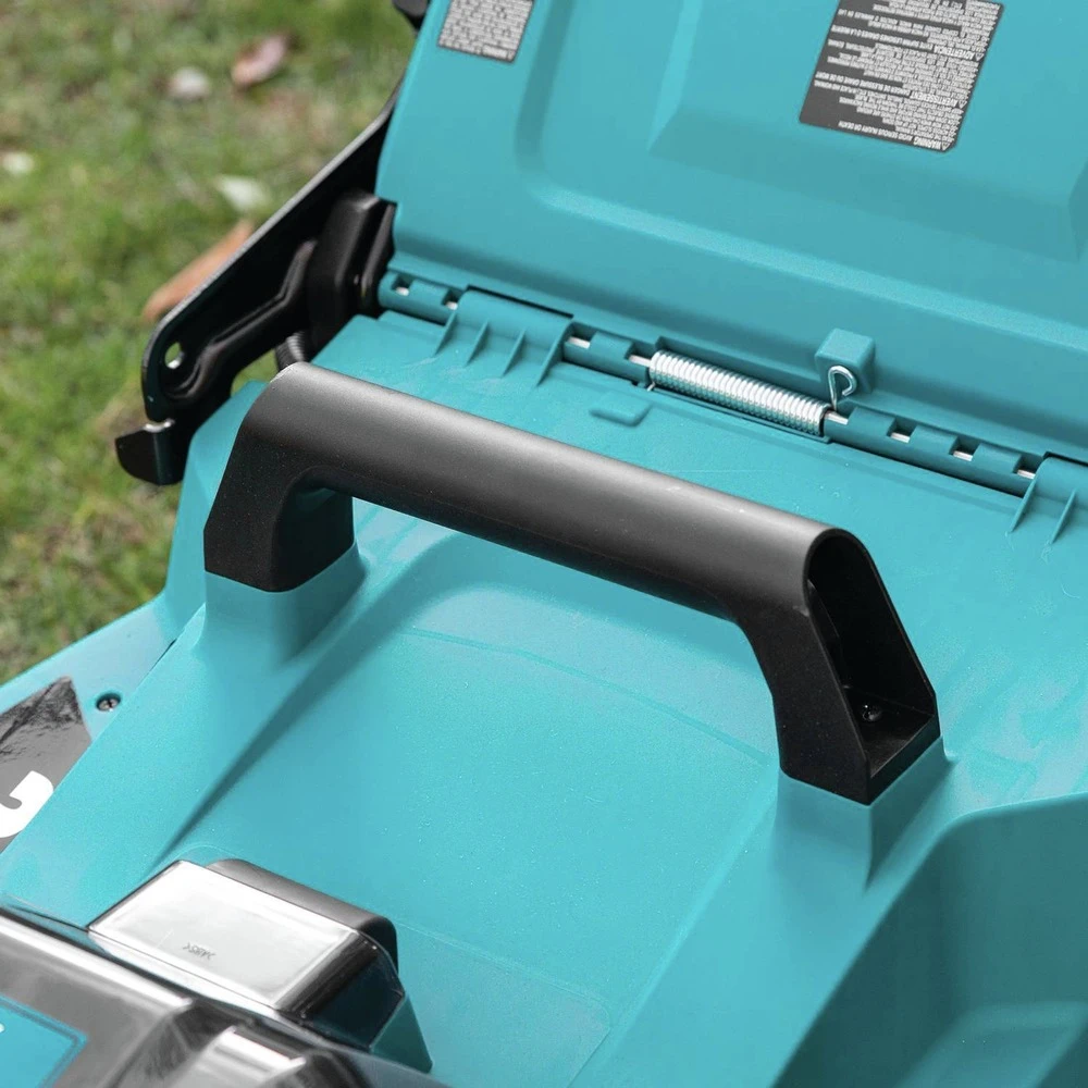 Makita XML10CM1 36V (18V X2) LXT Brushed Lithium-Ion 21 In. Cordless Lawn Mower Kit With 4 Batteries (4 Ah) 11 Makita XML10CM1 36V (18V X2) LXT Brushed Lithium-Ion 21 In. Cordless Lawn Mower Kit With 4 Batteries (4 Ah) - Image 9